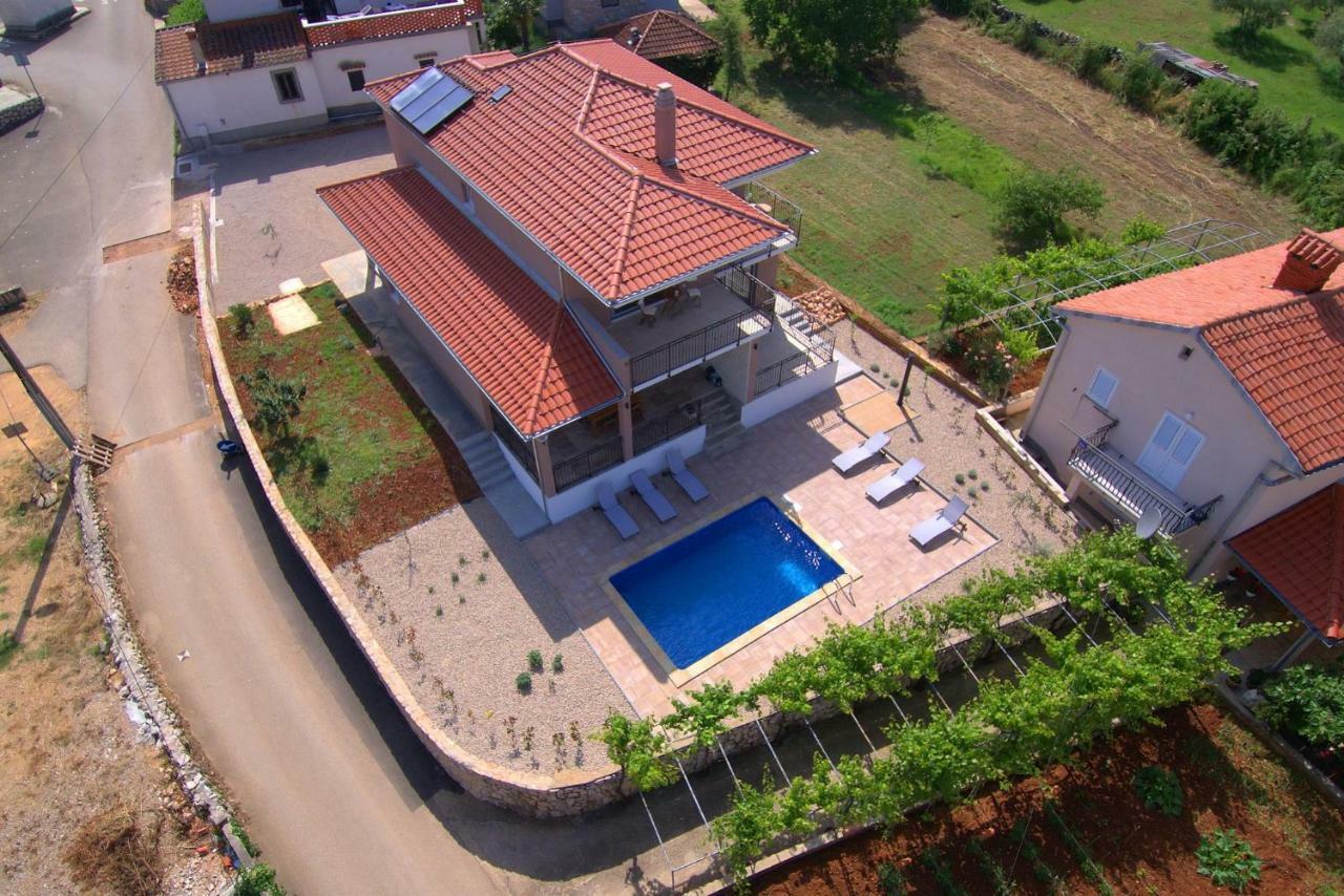 Villa Nerium Малинска Экстерьер фото